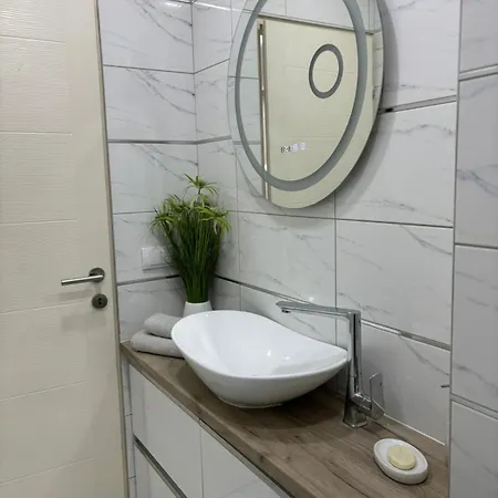 Διαμέρισμα Golden